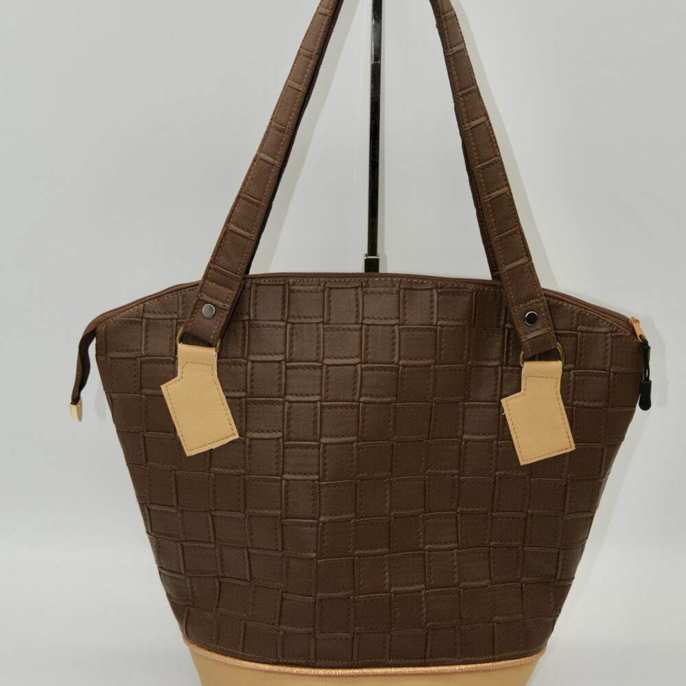 sac à mains porté épaule